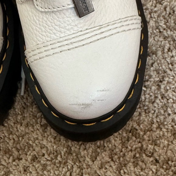 New Dr Martens Sinclair boots - Picture 3 of 8